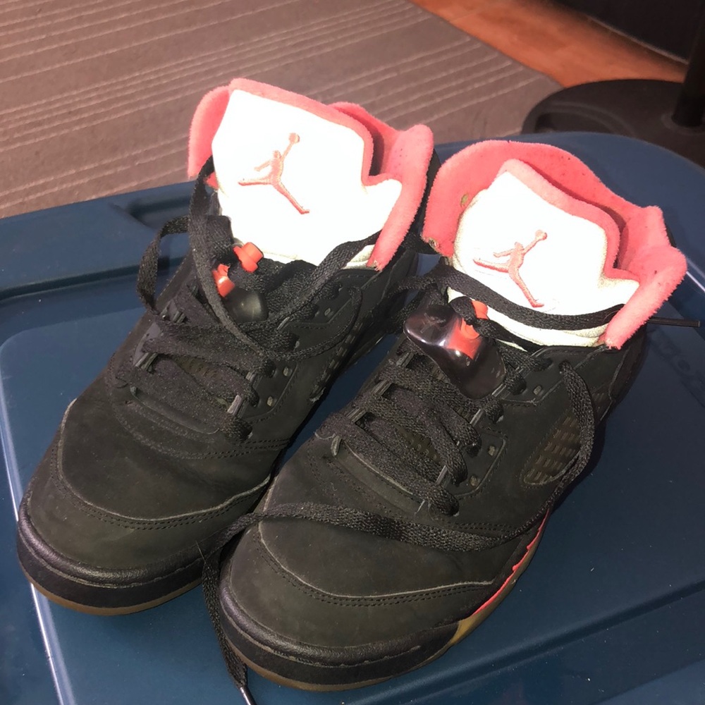 Jordan’s sz 6 youth